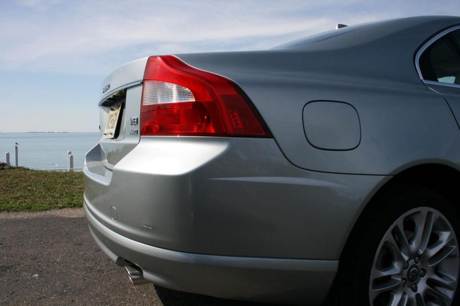  Volvo S80 AWD V8 2007 года  (фото 5 из 45)